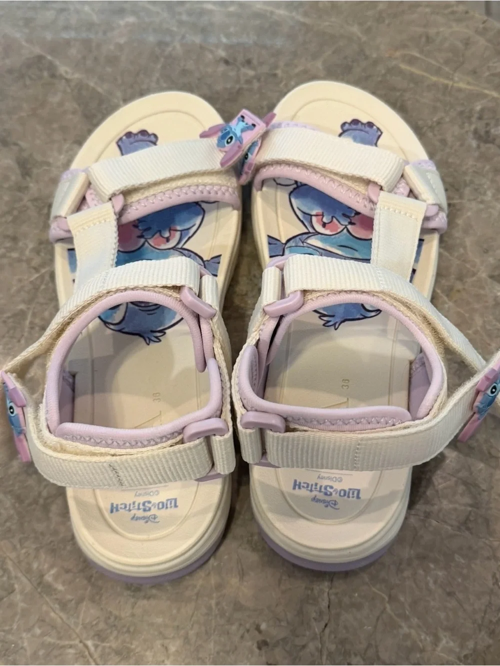 size 4 (9 inch) Zara girl sandals new (Stich)